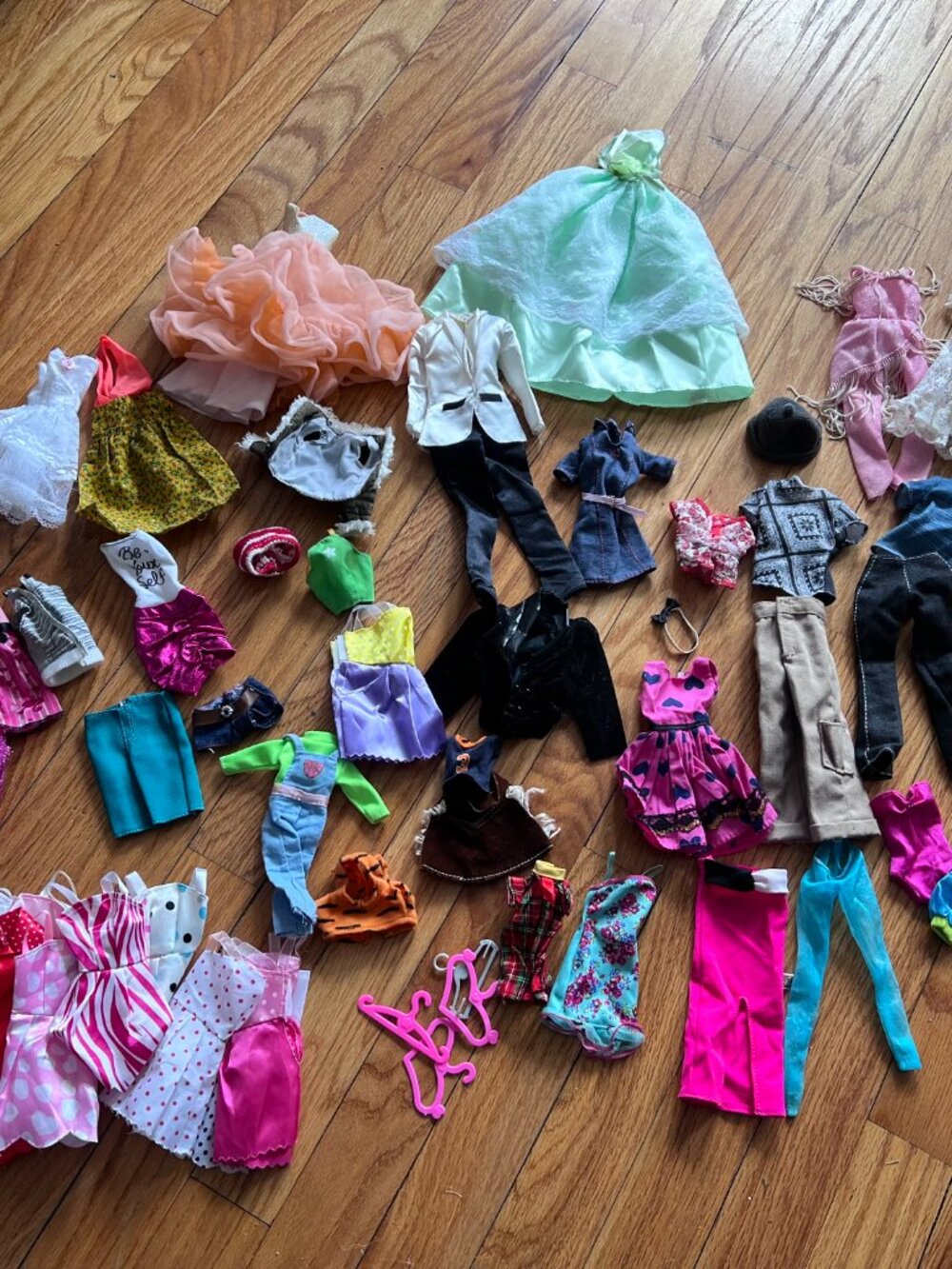 Large Barbie Doll Clothes Lot Mixed Dresses & Outfits Play Condition - Picture 15 of 15